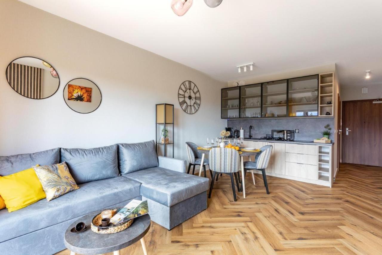 C2 Z Basenem, Sauna, Jacuzzi - 5d Apartment
