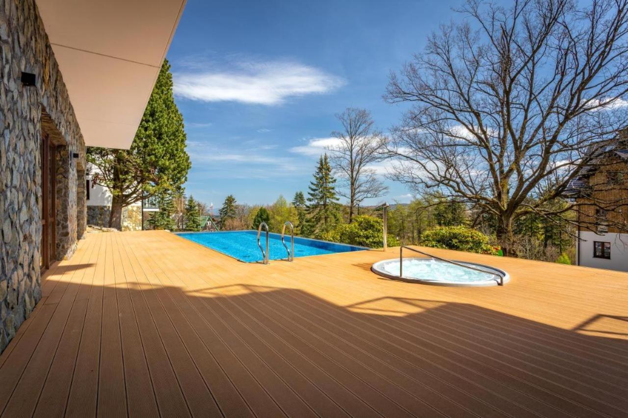 C2 Z Basenem, Sauna, Jacuzzi - 5d Apartment